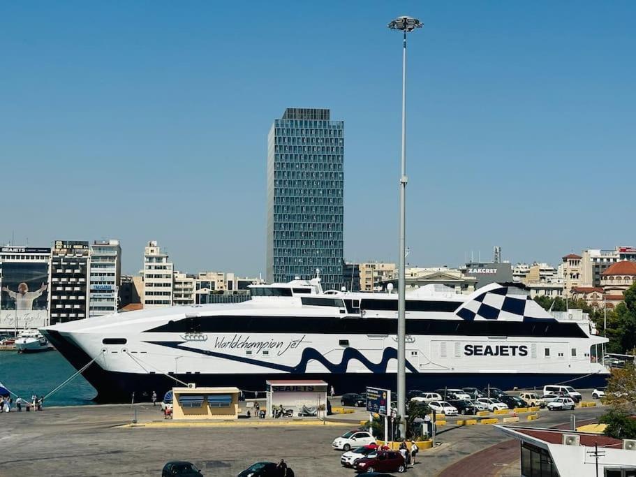 Blue Suite At Piraeus Port Bagian luar foto