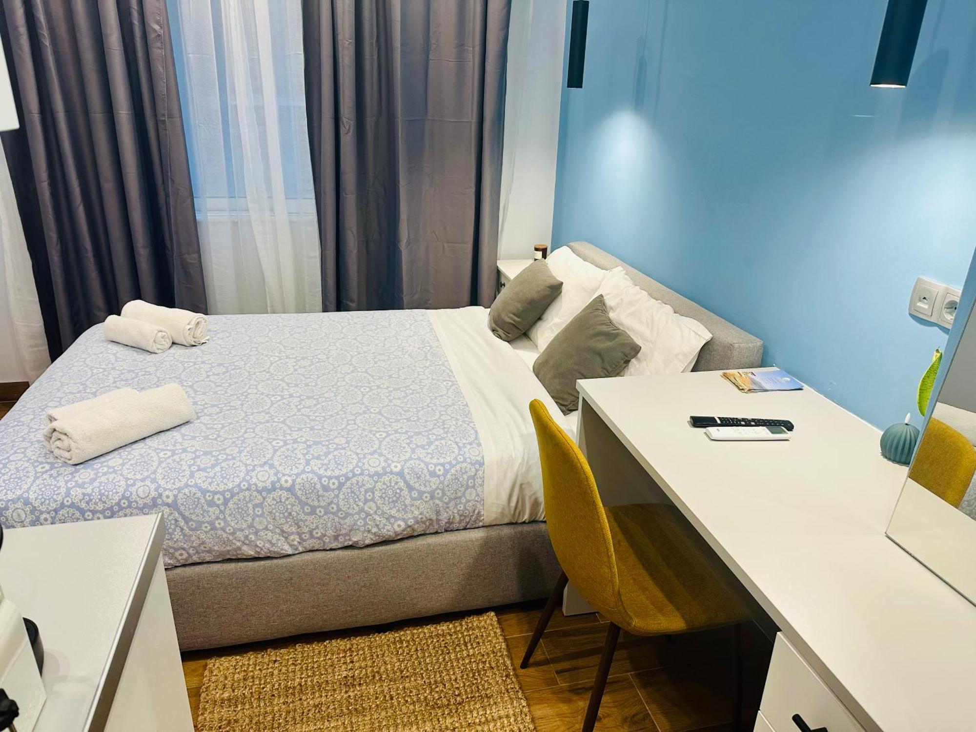 Blue Suite At Piraeus Port Bagian luar foto